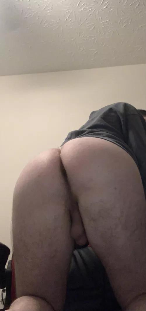 My bf is about to fuck me in my gaming chair π₯΅