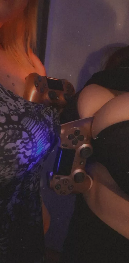 My BFF is my player 2 ❤