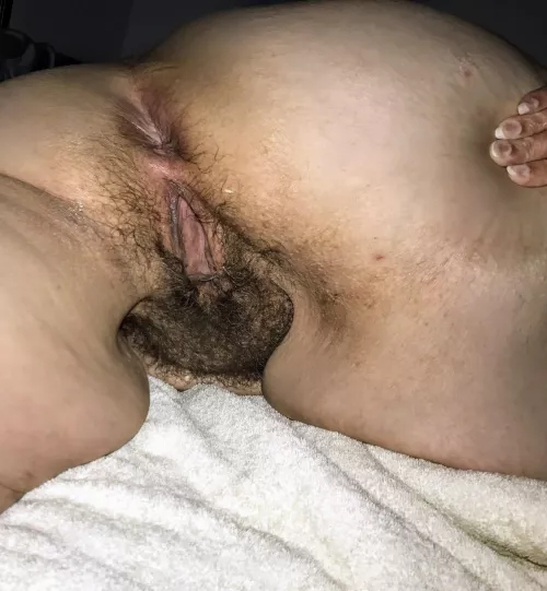 My big mature ass with all its hairiness