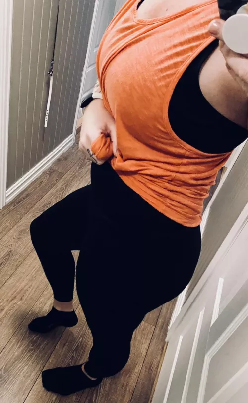 My boobs in clothes for once π (f)41 My boobs in clothes for once π (f)41