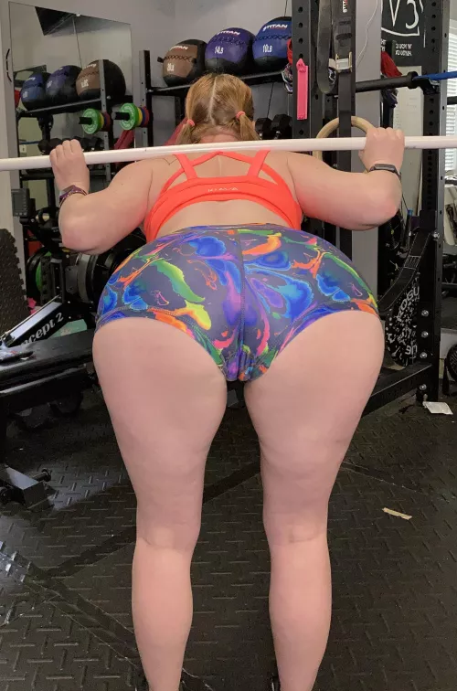 My booty shorts for today 🔥