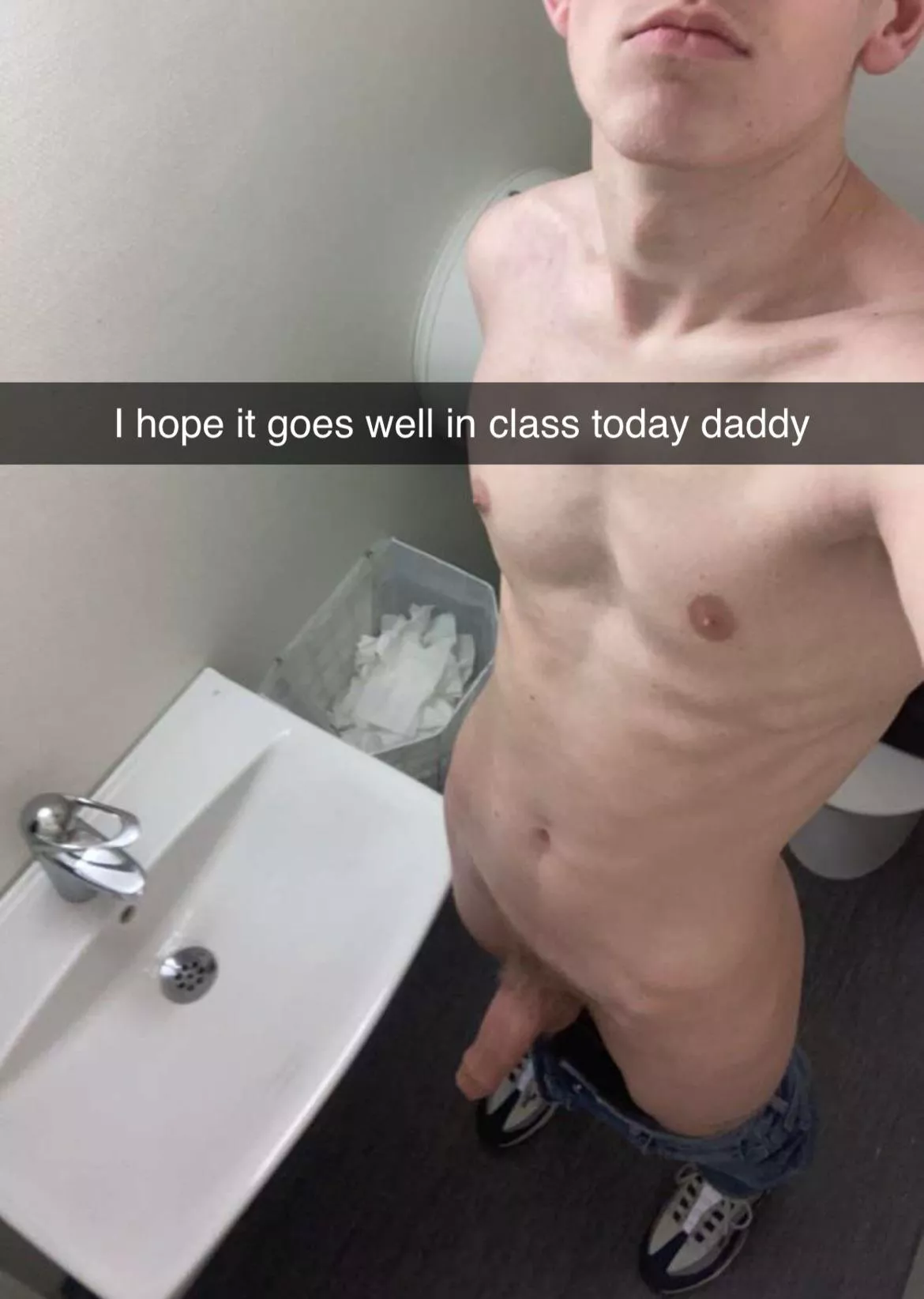 My boy is already teasing me😤