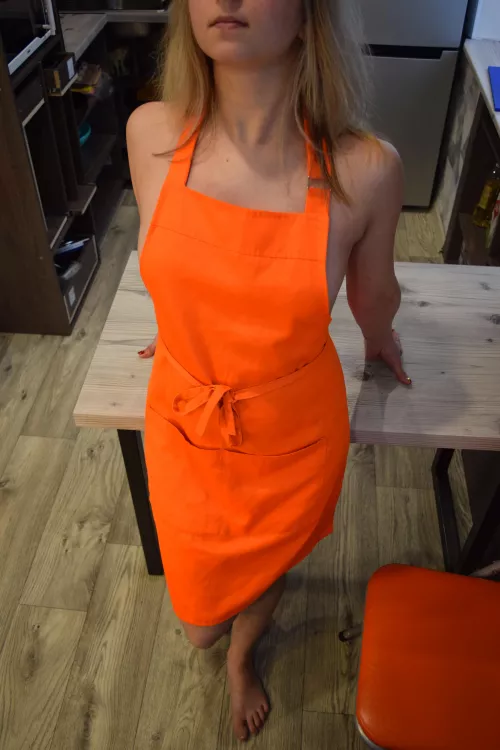 My bright and cool apron, who wants borscht?