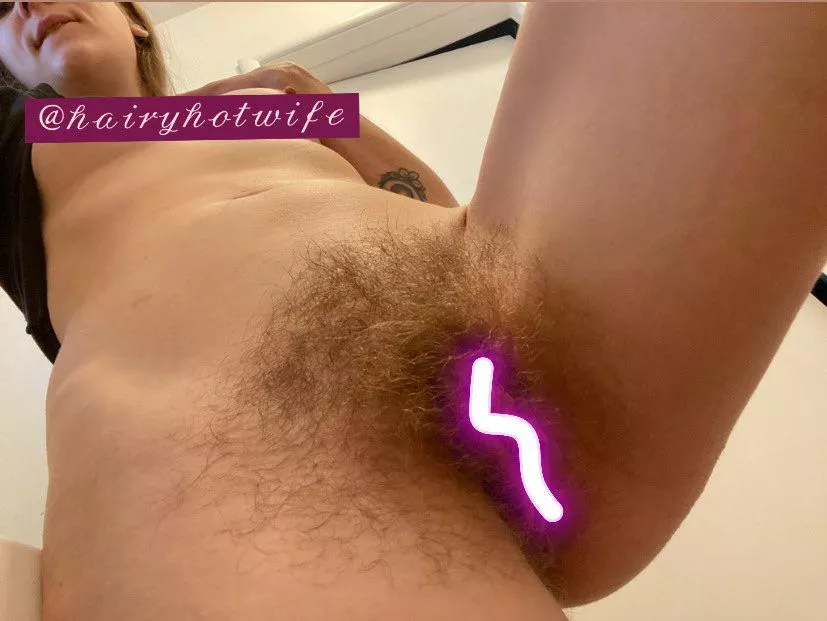 My bush is all wet 💦💦 My bush is all wet 💦💦