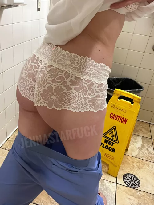 My butt is hungry for these lace boy shorts My butt is hungry for these lace boy shorts