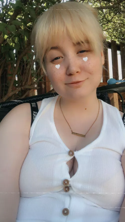 My buttons could barely hold them together ✨💗