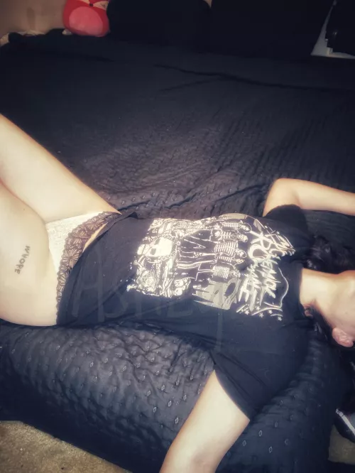 My Chem + being a Nympho ~ Thatβs it. Thatβs the whole story on my tattoo xD π€