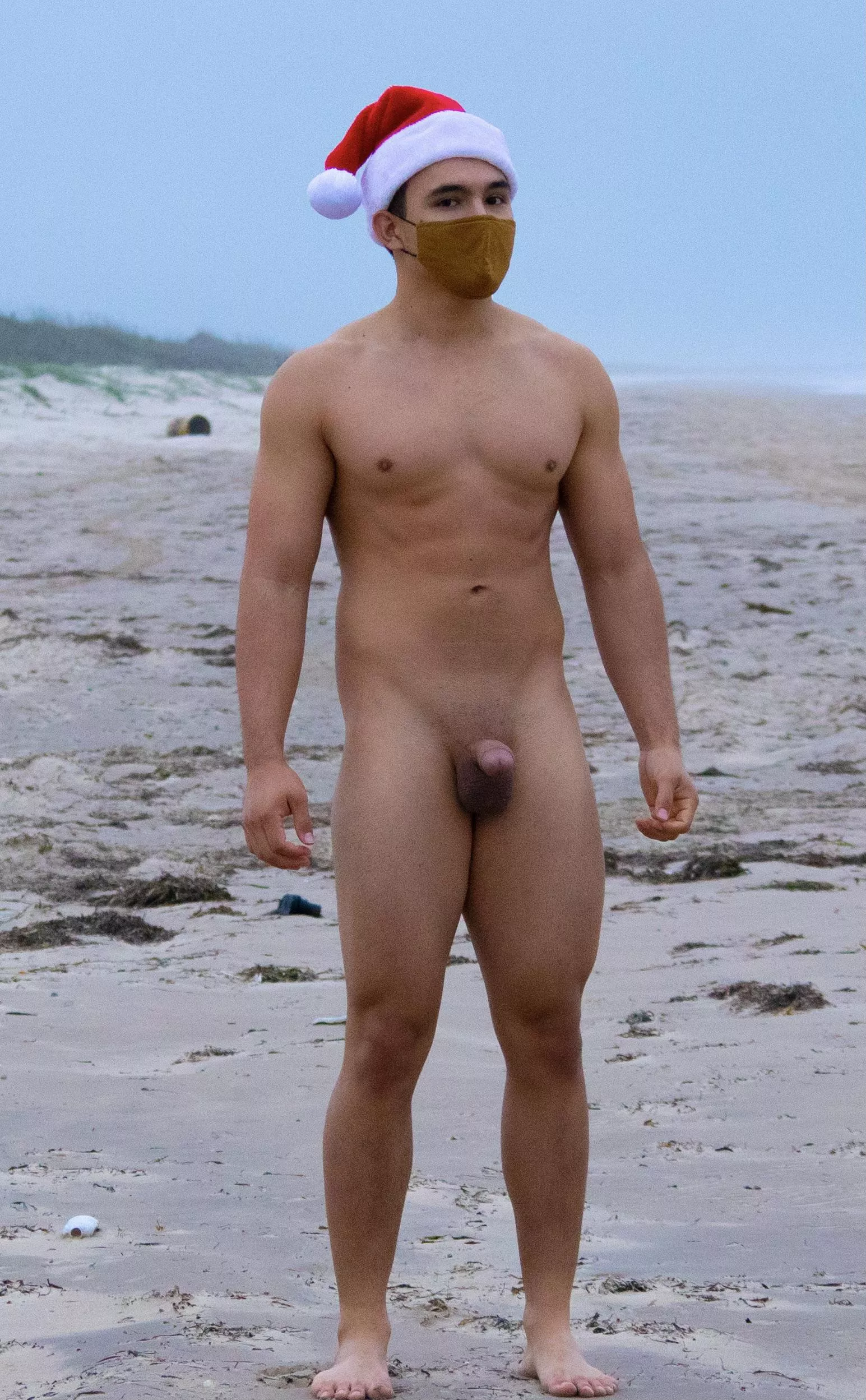 My cock is looking right at you, please shove it down your throat❤️🍆