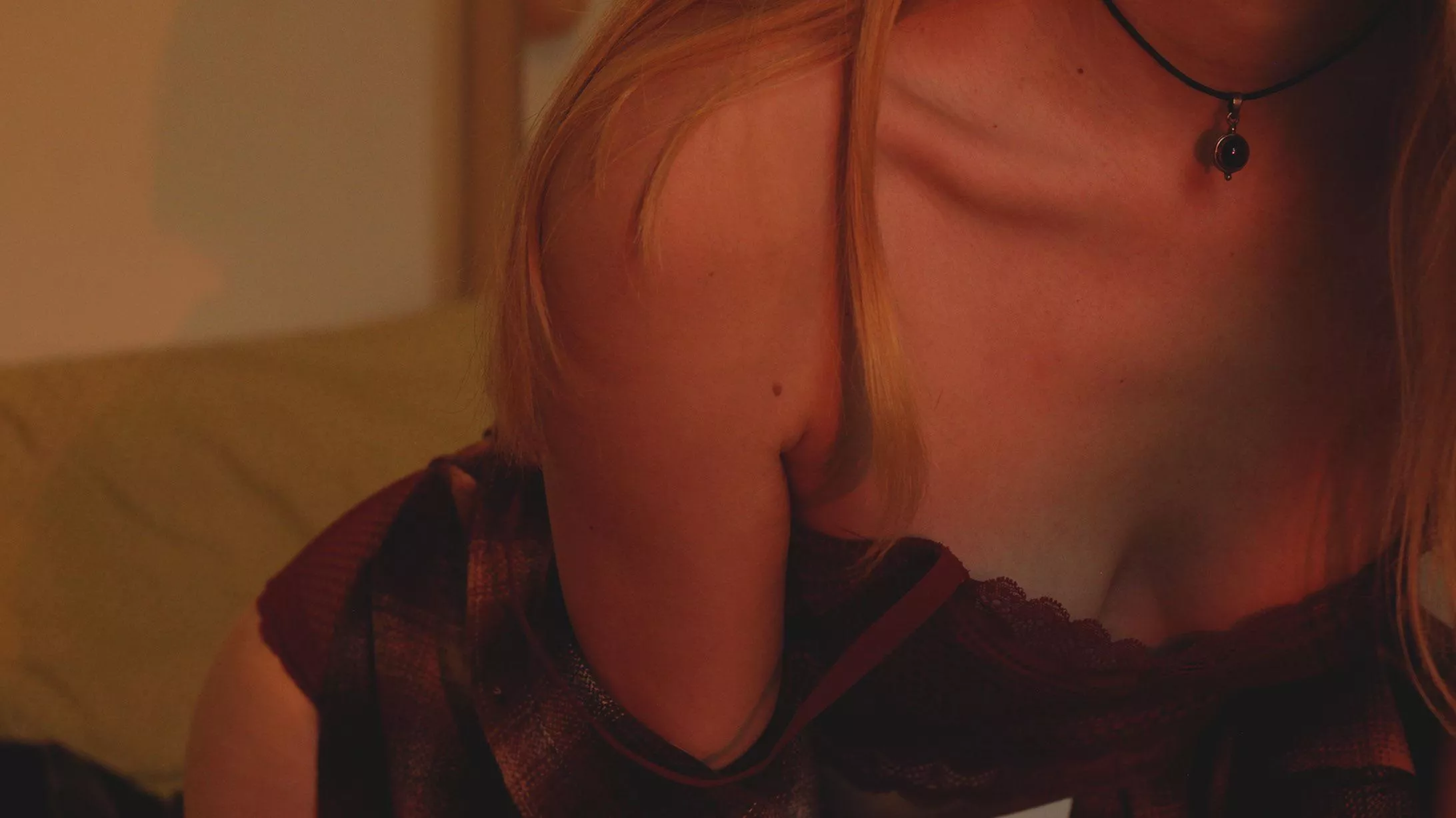 My collarbone just has to steal the show