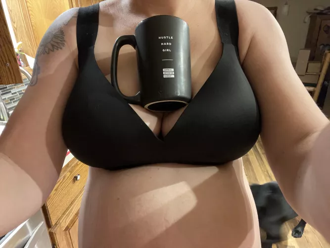 My cups hold me cup up! Big tits are amazing