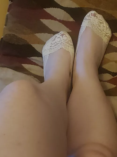My cutest pair of white lace socks, do you like them? 😋