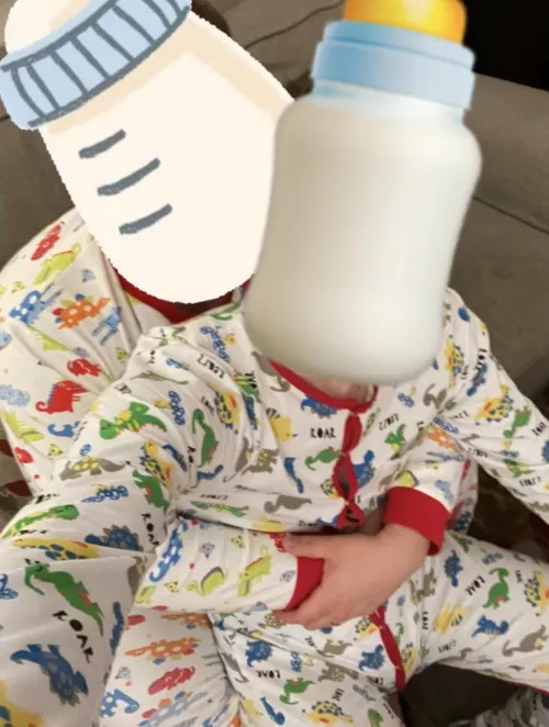 My Dada and I with dino jammies! 😊🦕🦖