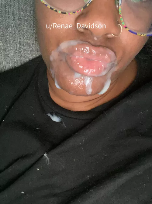 My Daddy said my lips were dry when he kissed me so he gave me some gloss 🤷🏽‍♀️