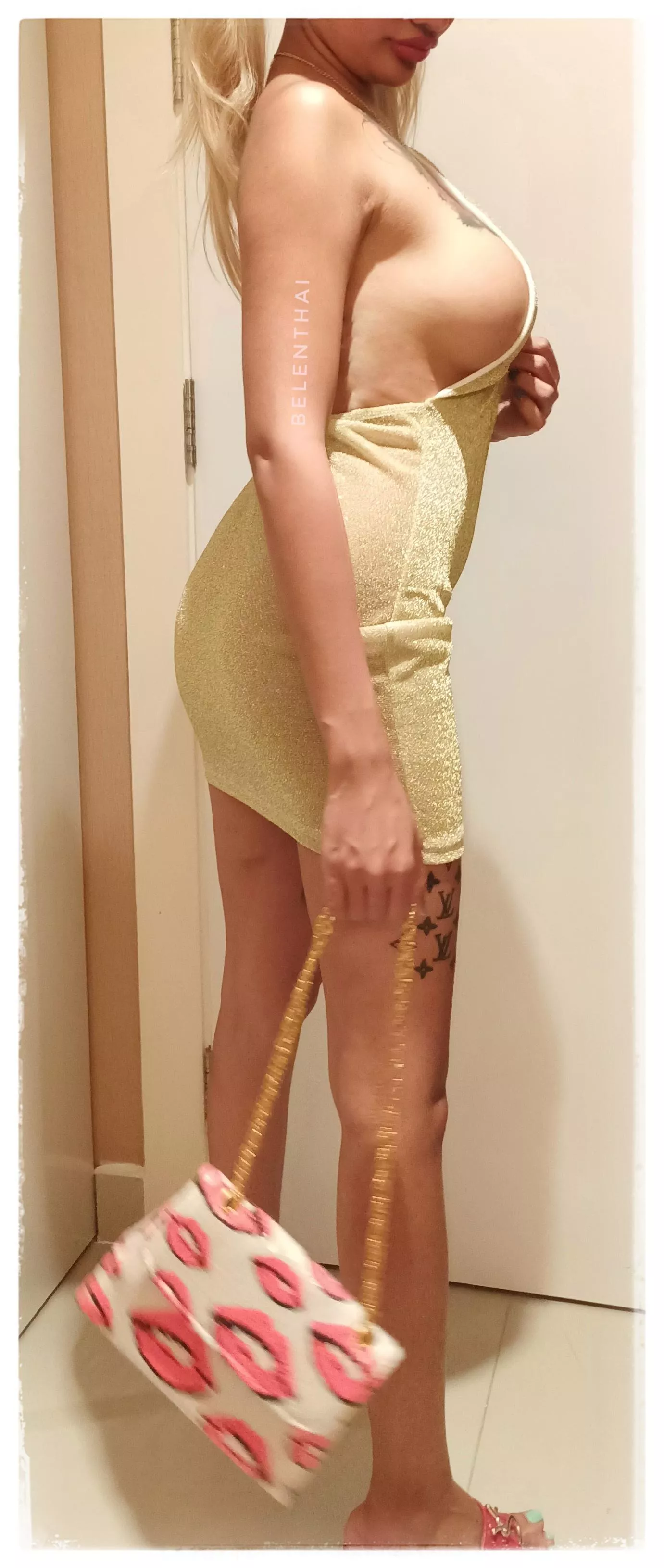 My dress too small? (OC) My dress too small? (OC)