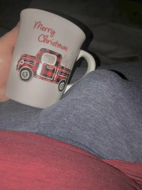 My excitement to taste coffee shows when I’m wearing grey sweat pants 😅