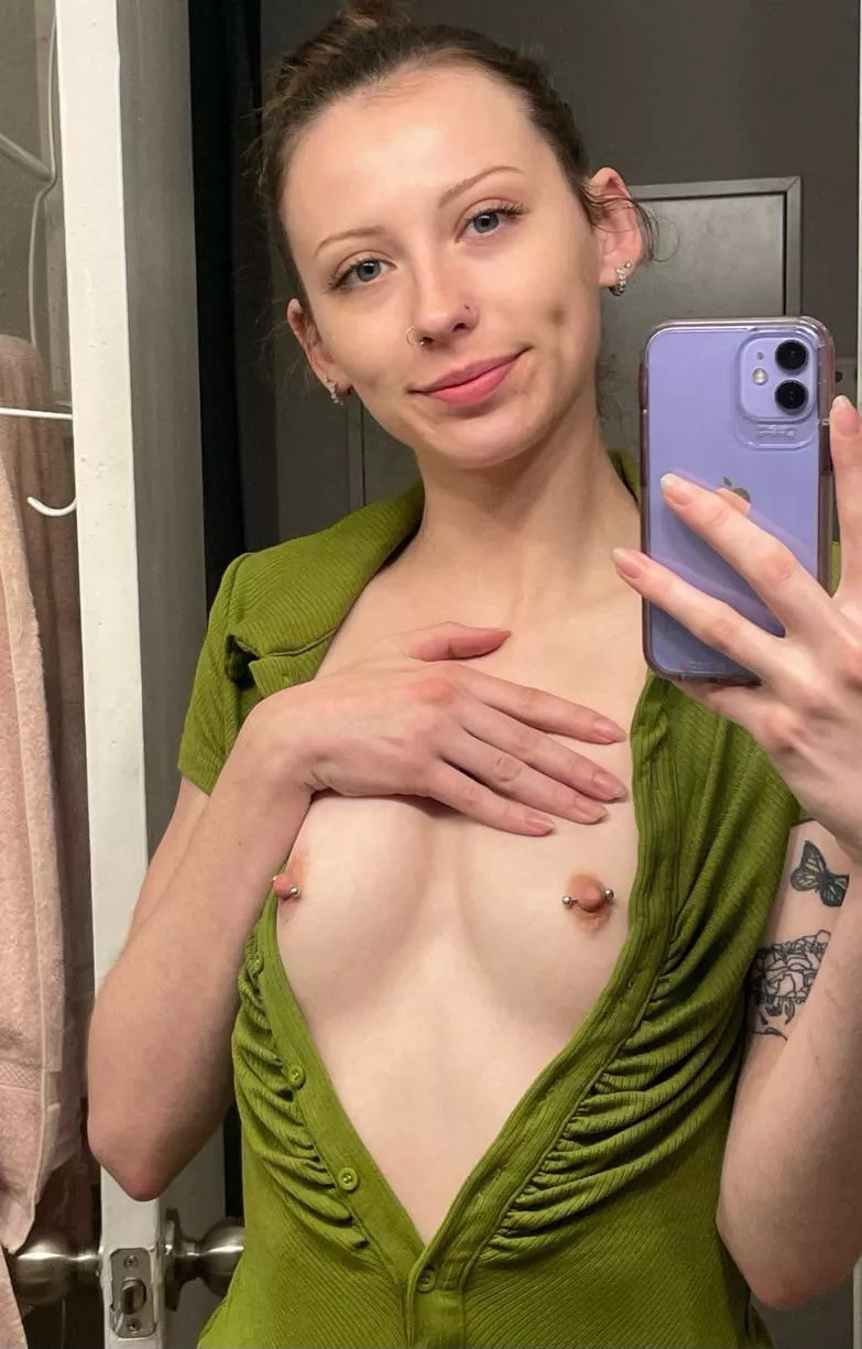 my eyes are up here! my eyes are up here!