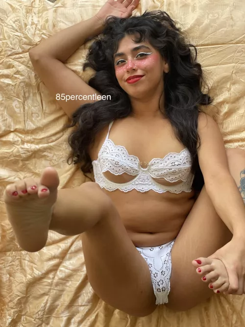 My feet looking delicious β€οΈβπ₯