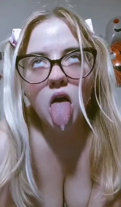 My first ahegao for you