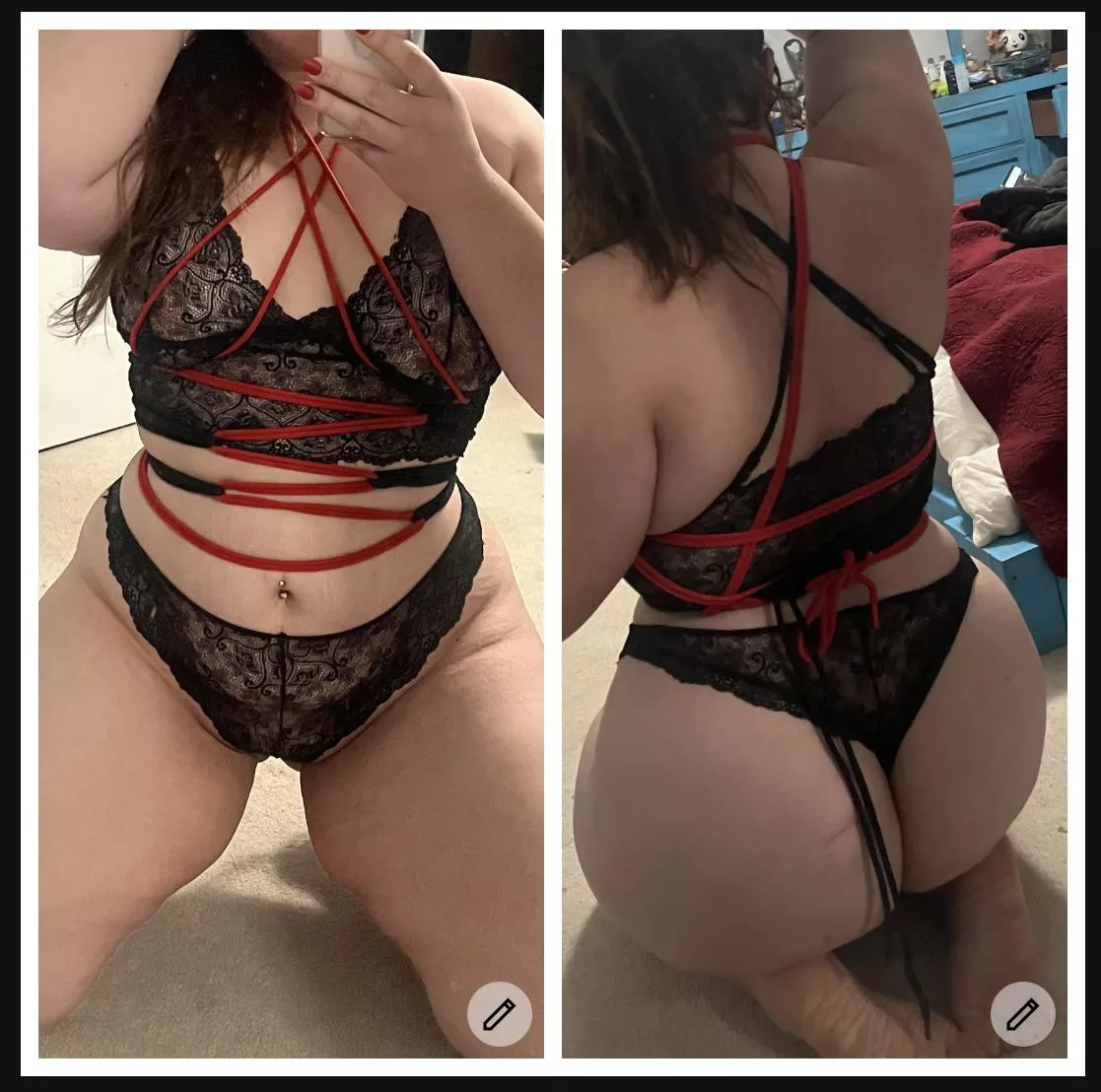 My first ever self tie! Could really use a mentor to show me the ropes 😋