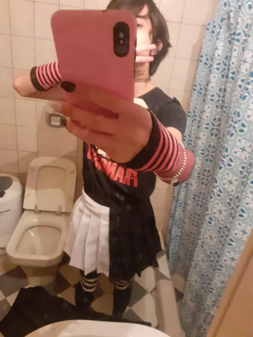 My first pic trying out femboy aesthetic. Looks wholesome ngl, what do you think? (Ignore the toilet) My first pic trying out femboy aesthetic. Looks wholesome ngl, what do you think? (Ignore the toilet)