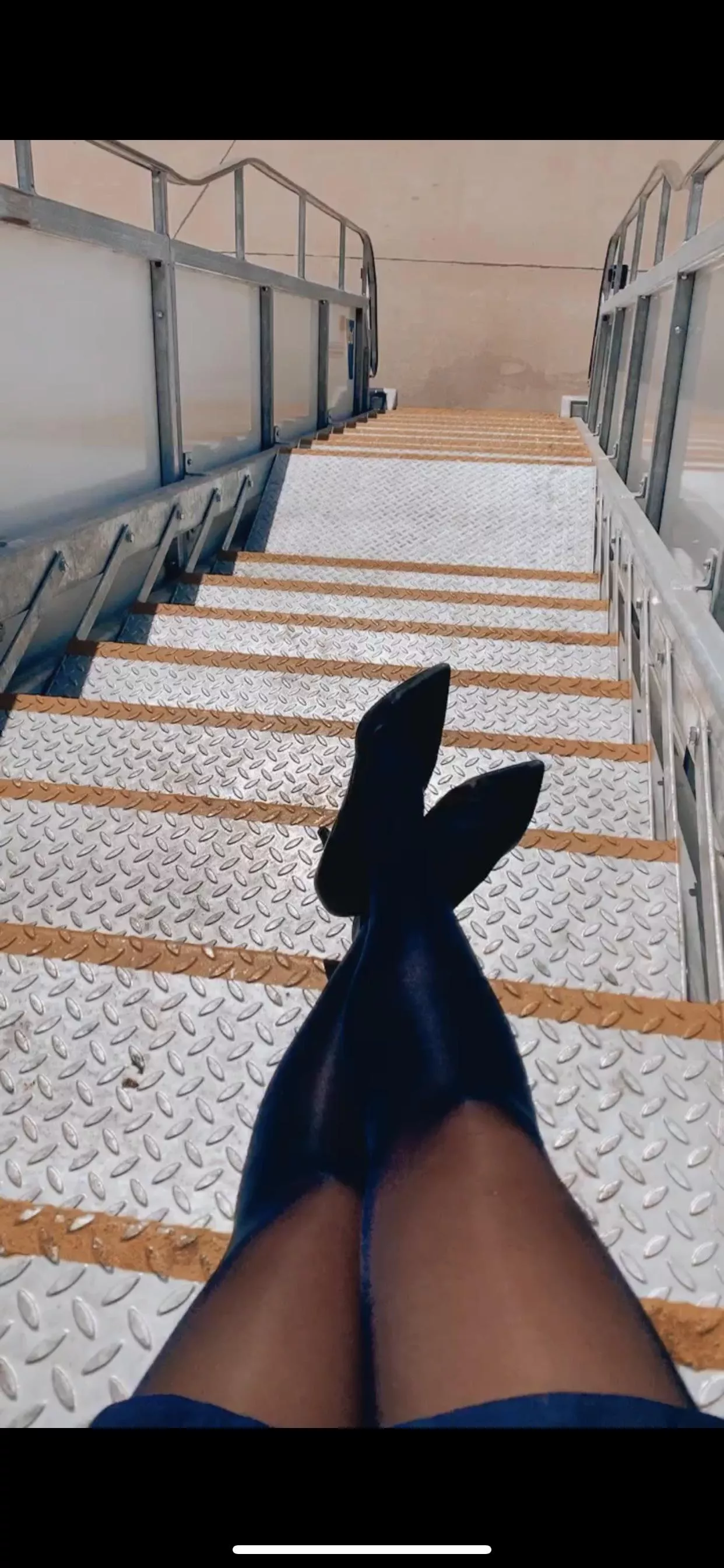 My flight attendant pantyhose during transit break ??