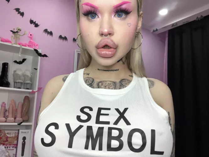 My freshly injected lips! 💖