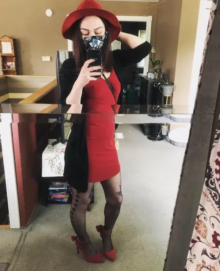 My friend said I looked like Carmen San Diego 😎