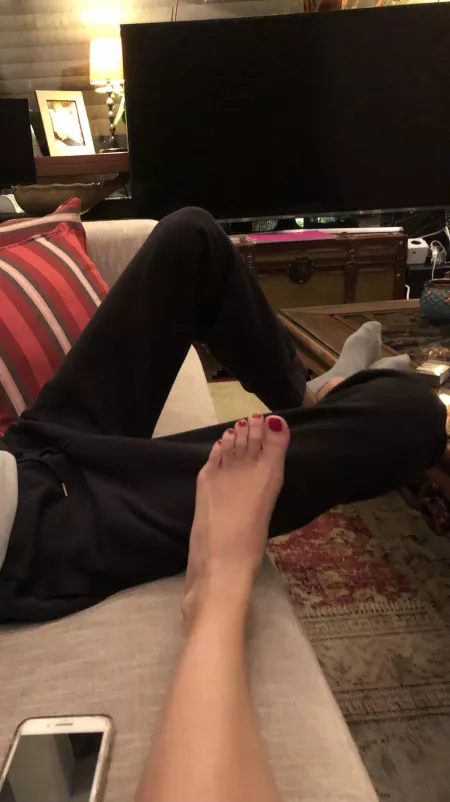 My friends foot for you make comments please My friends foot for you make comments please