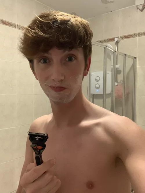My friends say I need a magnifying glass to find the hair to shave π