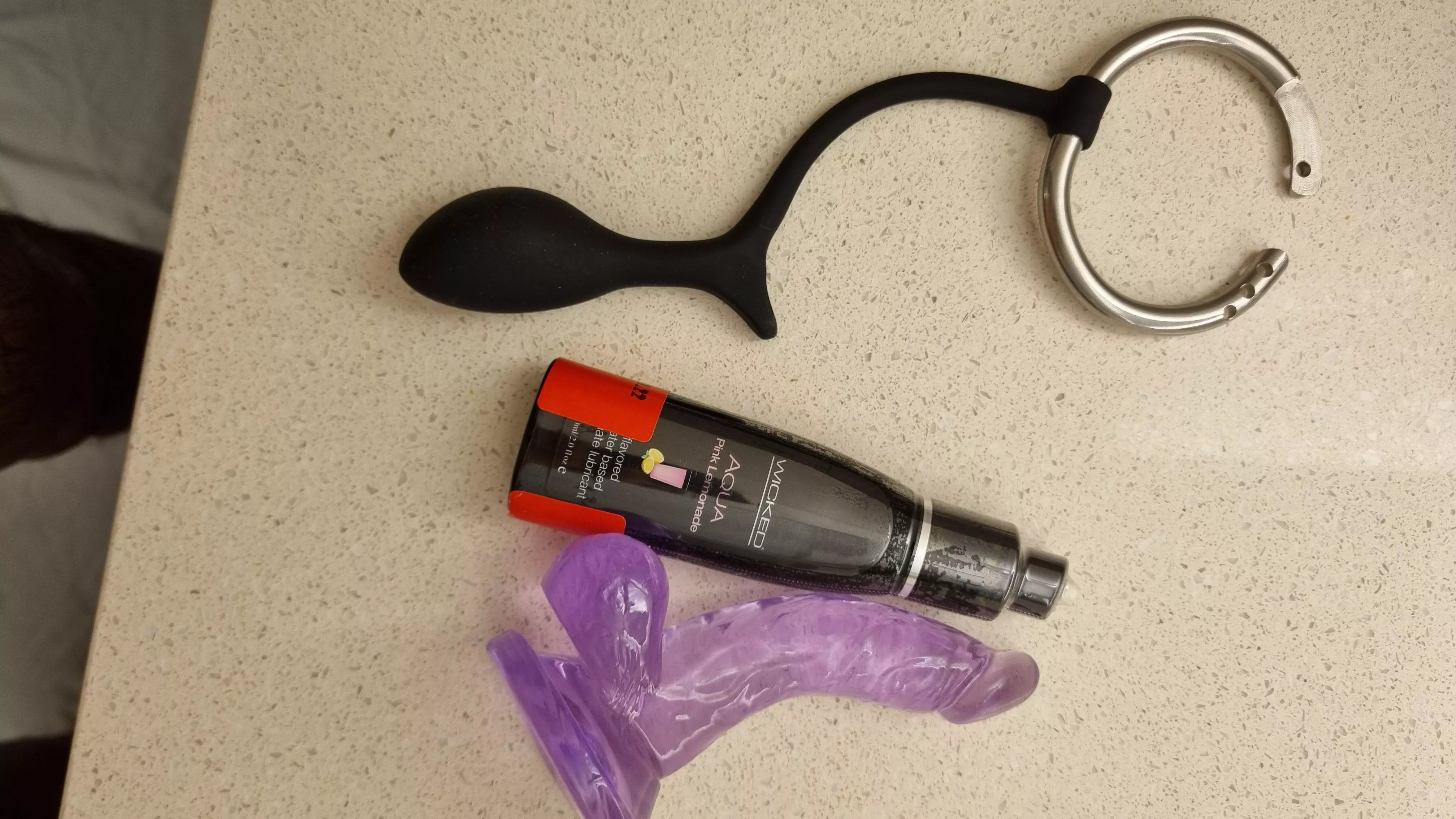 My gay boyfriend still thinks I'm gay. I'm all girl!! My gay boyfriend still thinks I'm gay. I'm all girl!!