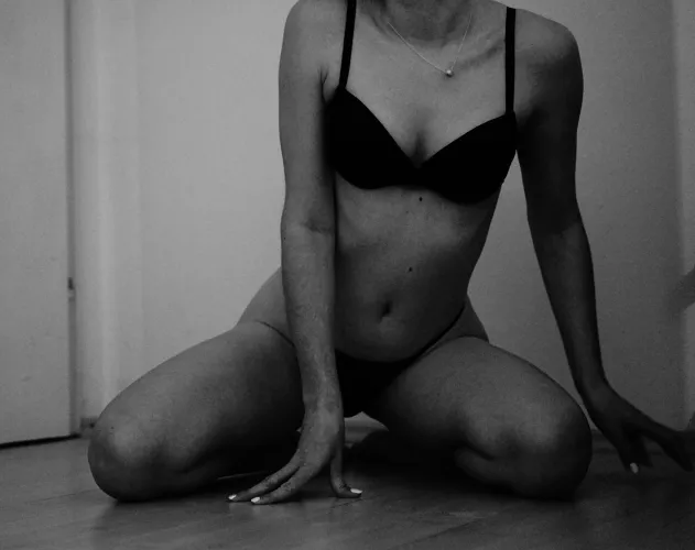 My gf said she’d let someone from Reddit fuck her.