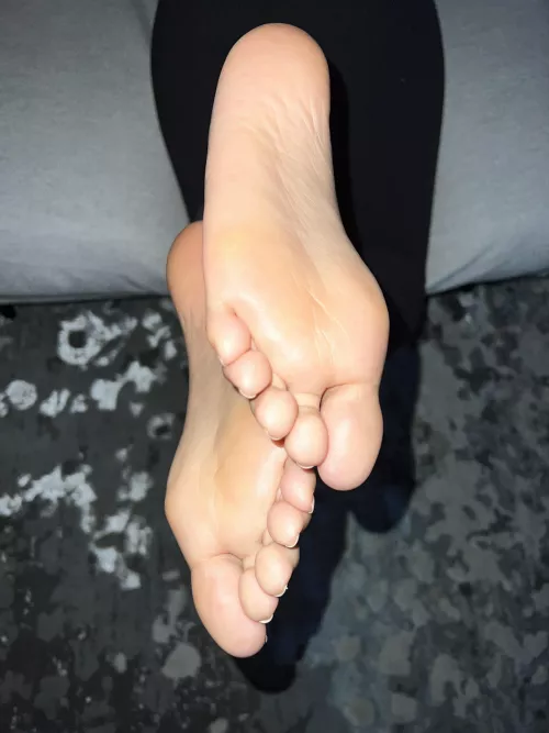 My gf’s soles for you guys. (A tiny peek of her ass too)