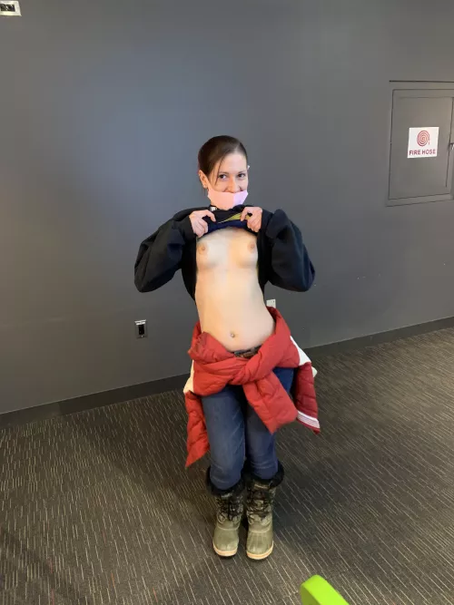 My girl getting horny at Boston Science Museum