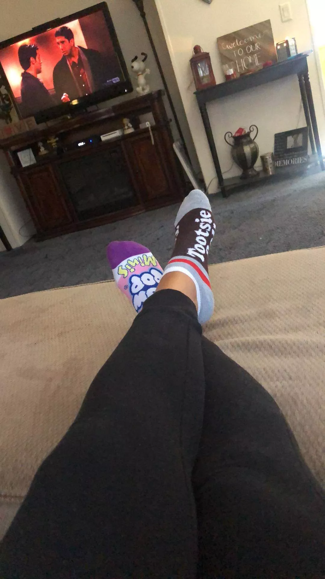 My girlfriend asked me which is my favorite candy. 😍 ummm both!!