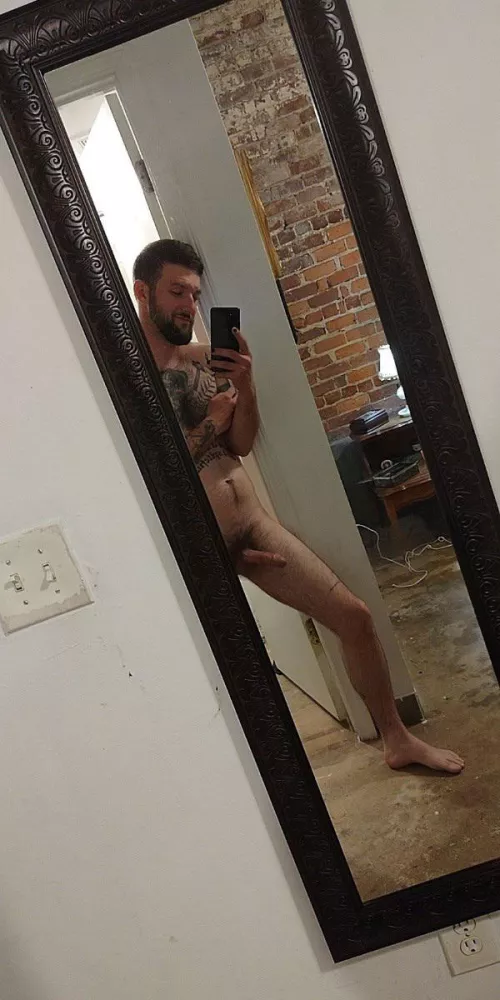 My girlfriend said I wasn’t well endowed. How big do you think my dick is?
