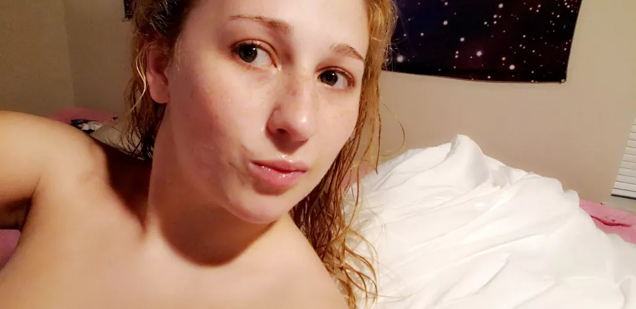 My goal is to take a Huge facial from a new guy every morning 🤤 My goal is to take a Huge facial from a new guy every morning 🤤