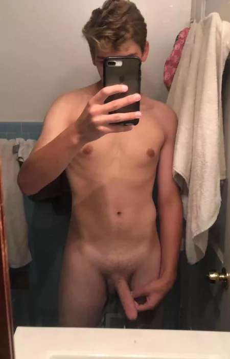 My goal is to unload deep in someoneโs throat while balls deep.