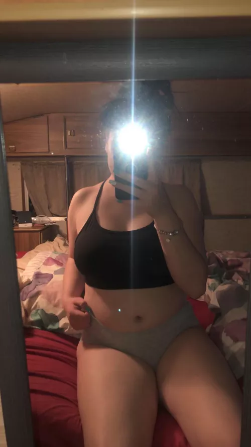My H cup titties sit so well without a bra 🤪✌🏻