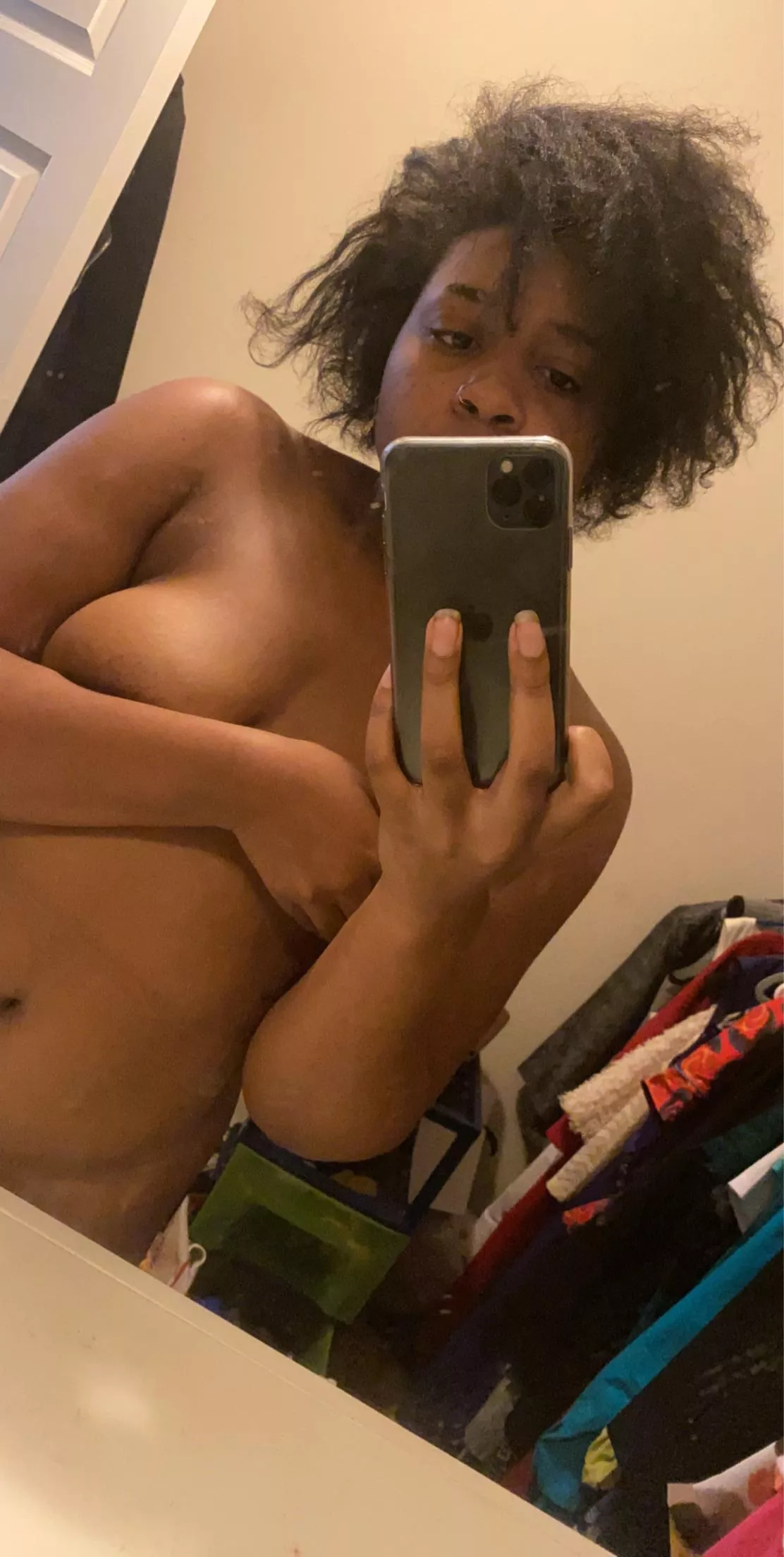 My hair is SOOO messy in the morning ??