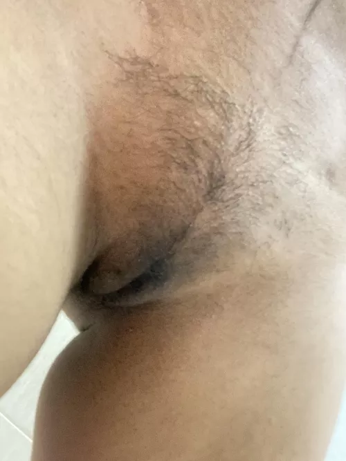 My hairy little kitten wanna say hi to ur dick My hairy little kitten wanna say hi to ur dick