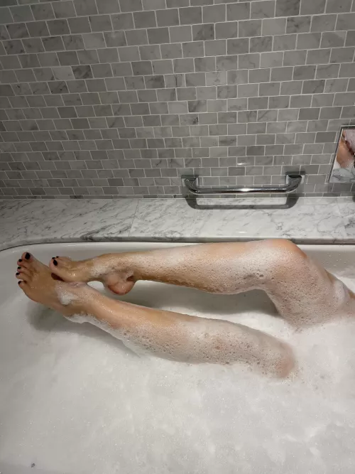 My high arches in bubble bath ๐ฅฐ how hot is that