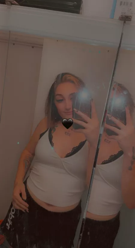 My husband left for work can I come over? 😍 come talk on my vip!