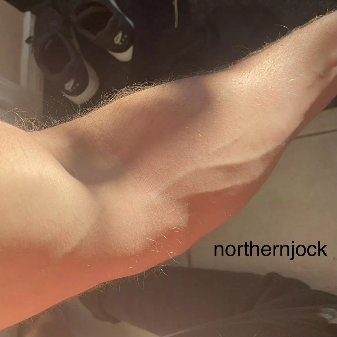 My juicy and veiny forearms for your viewing pleasure