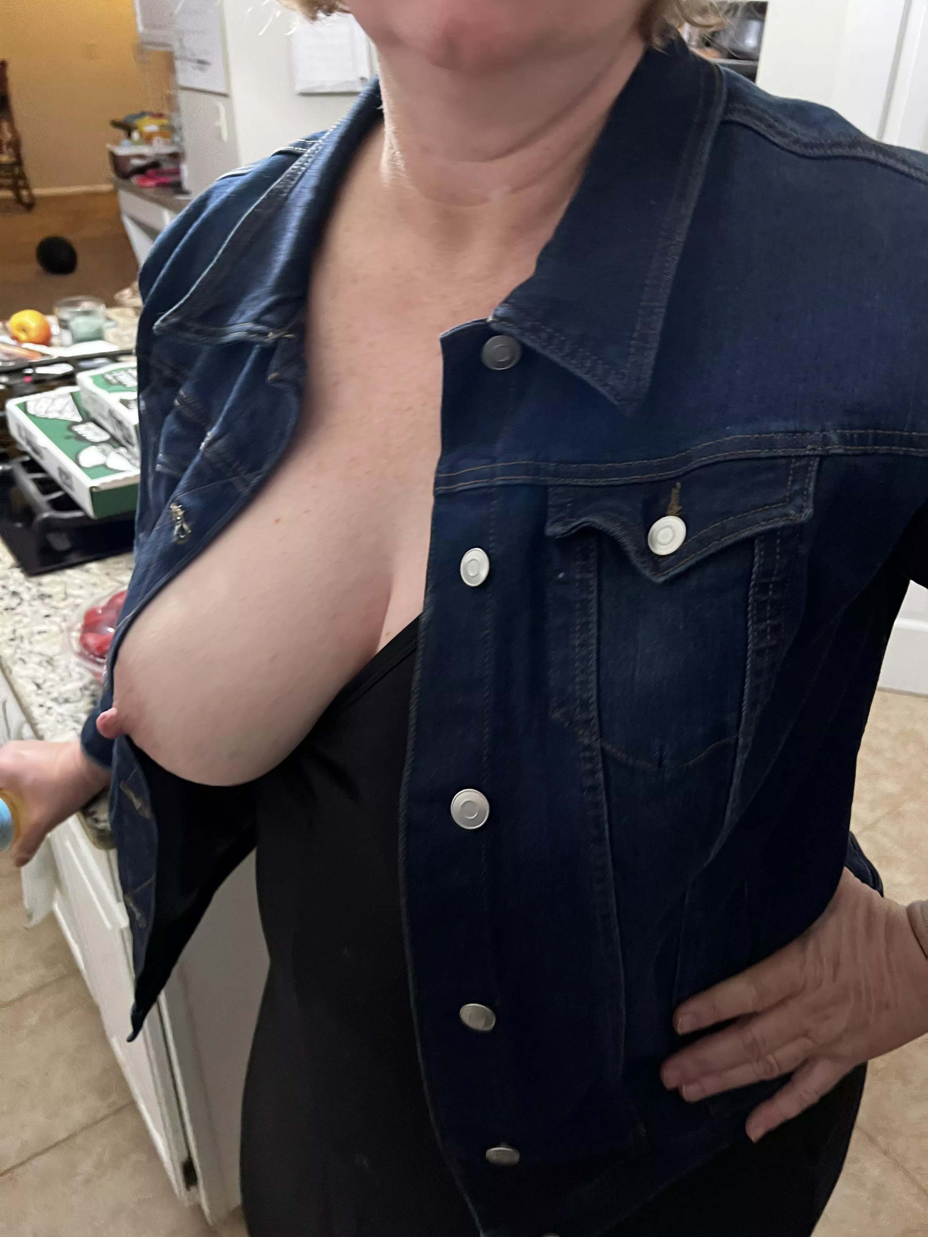 My kitty chose her date night dress. Several people enjoyed her choices on Saturday! My kitty chose her date night dress. Several people enjoyed her choices on Saturday!