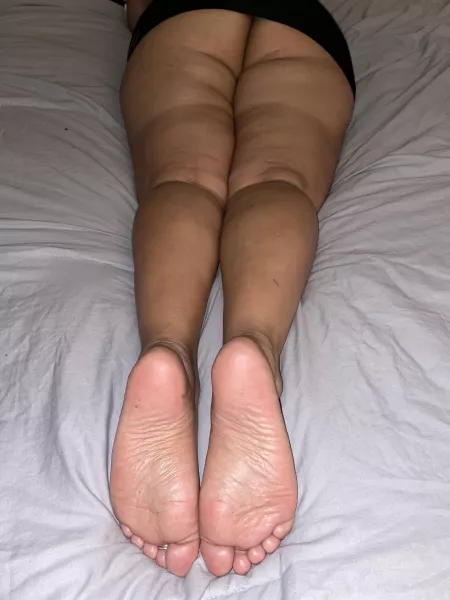 My legs look long here but I’m only 5’ let me know what you think!
