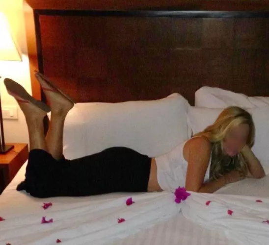 My little slut wife for some v day fun [image]