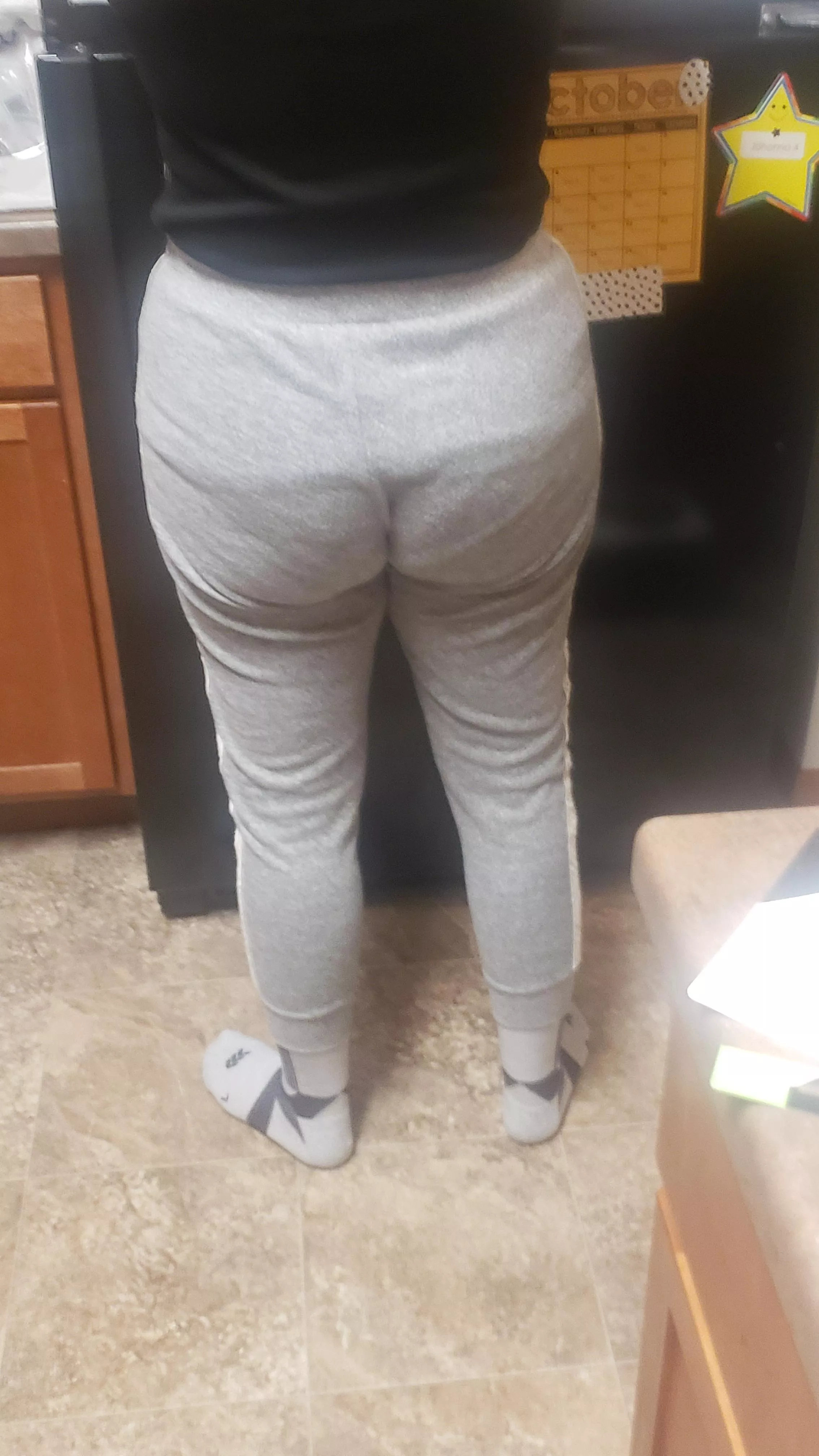 My mom's fat, juicy ass. DM for more and to be my bully