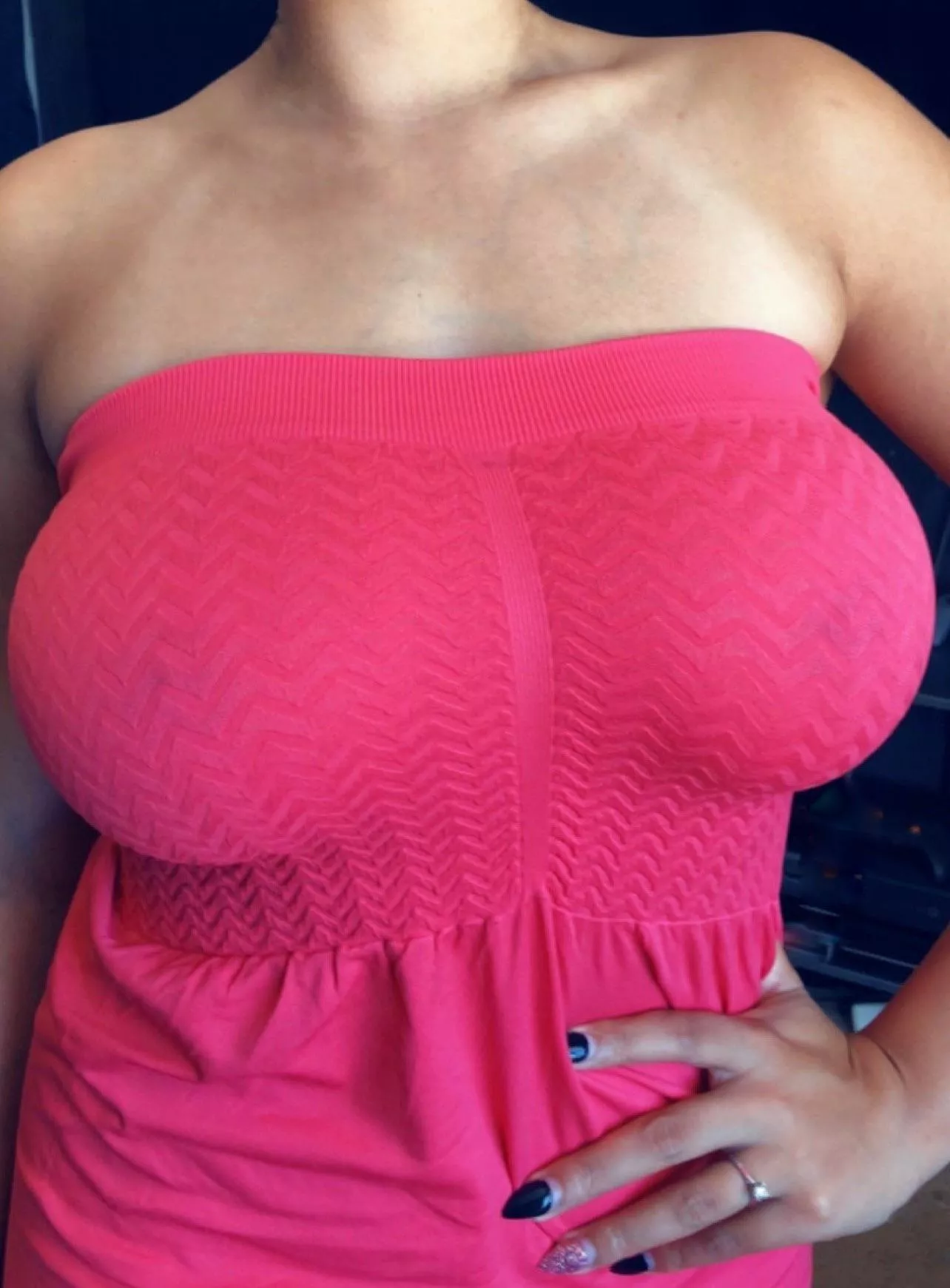My neighbours favourite outfit. My neighbours favourite outfit.