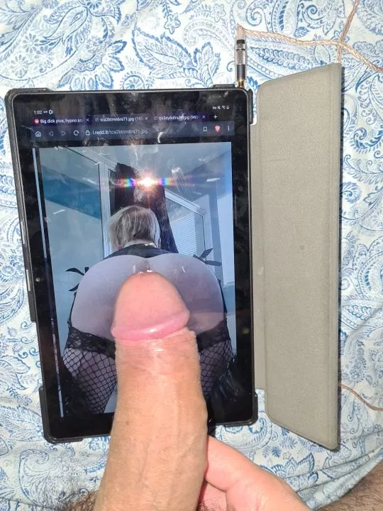 My new favorite picture! Love knowing I make huge cocks hard! My new favorite picture! Love knowing I make huge cocks hard!