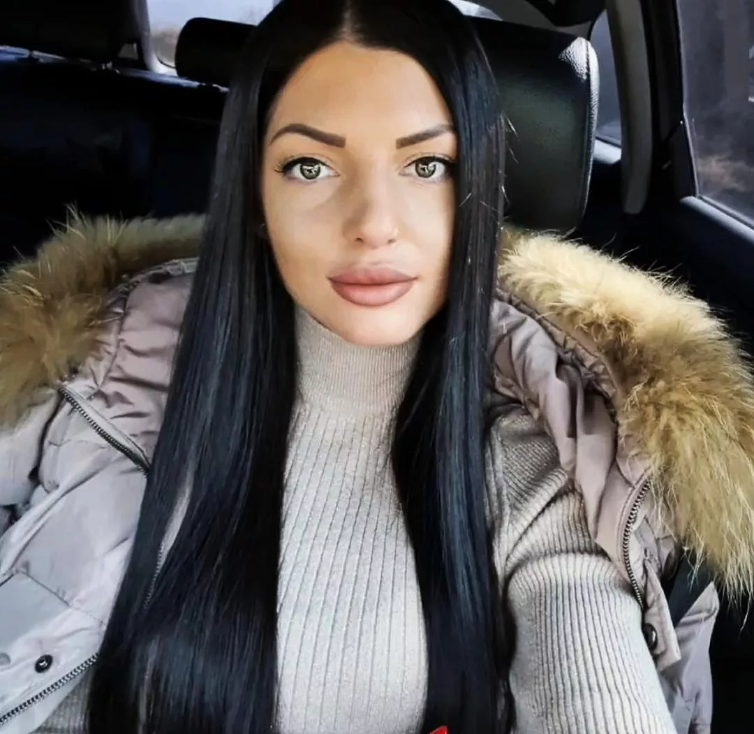 My new lips , first step to bimbofication 👄